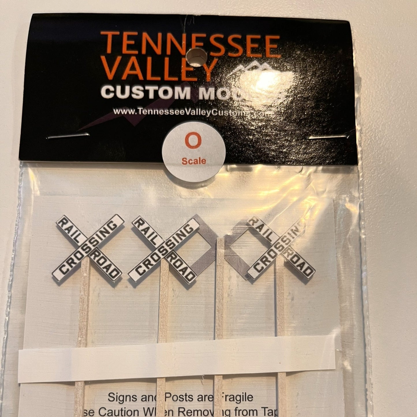 O Scale - Old Style Crossbucks - 4 Pack