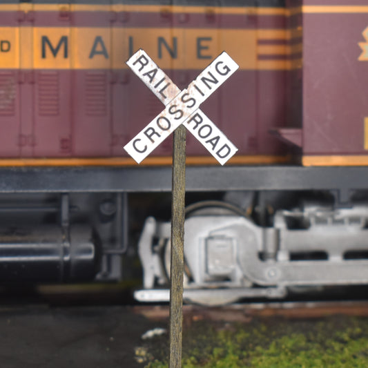 N Scale - Weathered Crossbucks -Choice of Pole - 4, 10 or 30 Pack