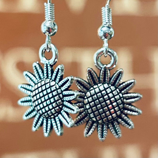 Silver Sunflower Drop Earring – Nature-Inspired Jewelry for Plant Lovers
