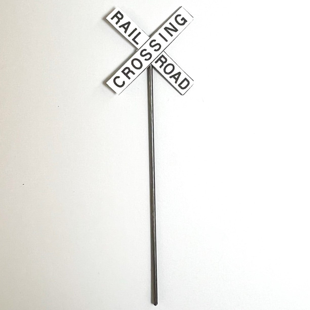 Model Railroad Modern Crossbucks metal pole used for road crossings